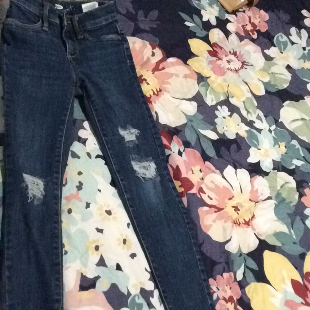 Old Navy blue jeans